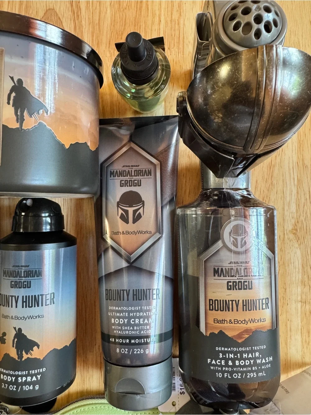 Bath & Body Works Star Wars Bounty Hunter Grooming 10Piece Set in Gray and Green